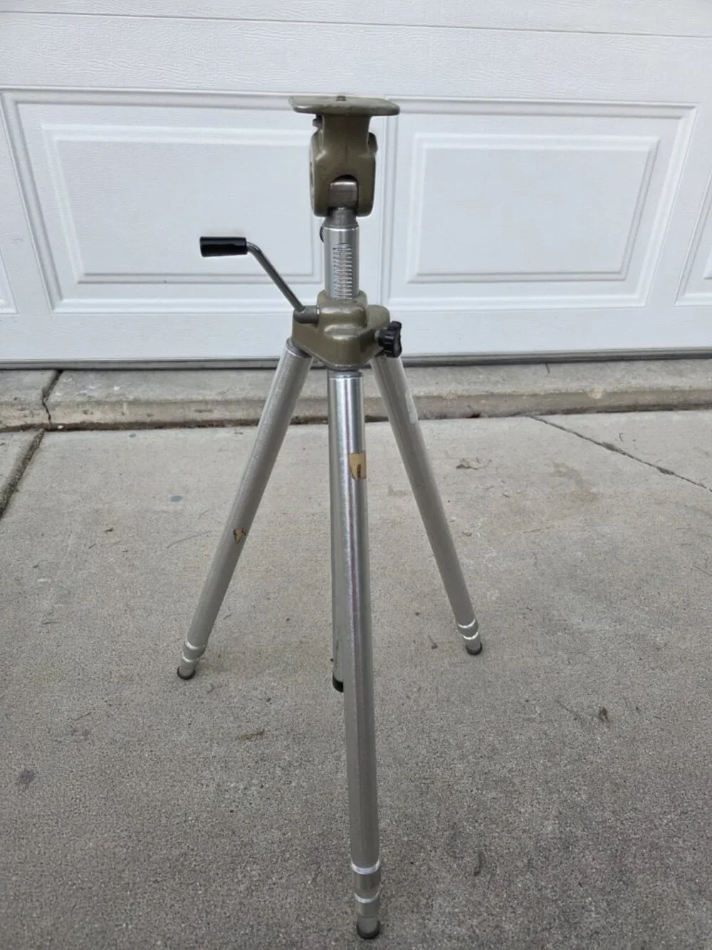 Vintage Quick-Set 6000 Tripod Pan Tilt Head Adjust Telescoping Aluminum